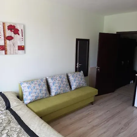 Apartment Seasons - Cozy Near Gondola & Mountain Views *