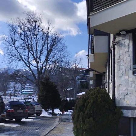 Apartment Seasons - Cozy Near Gondola & Mountain Views