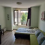 Seasons - Cozy Near Gondola & Mountain Views