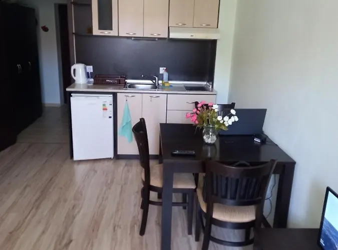 Appartement Seasons - Cozy Near Gondola & Mountain Views